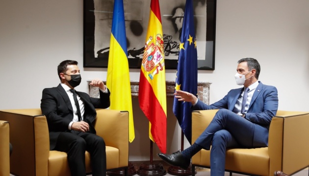 Zelensky se reúne con el jefe del gobierno español