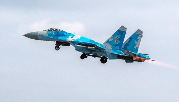 В української авіації - 13 влучань по живій силі й техніці ворога