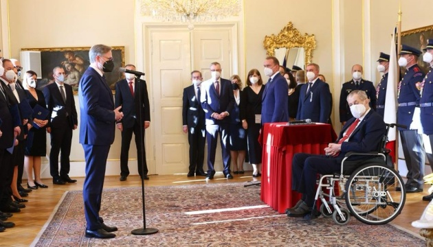 Земан призначив новий уряд Чехії