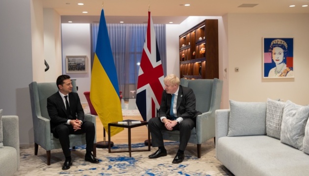 Зеленський і Джонсон скоординували кроки щодо деескалації навколо України