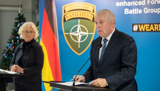 Глава Міноборони Литви: Ми готові передати Україні летальну зброю