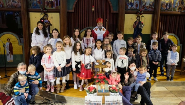 Святий Миколай завітав до українських дітей у Гамбурзі