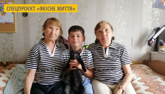 Сестри із Чернівців стали рекордсменками України як жінки-близнючки найповажнішого віку