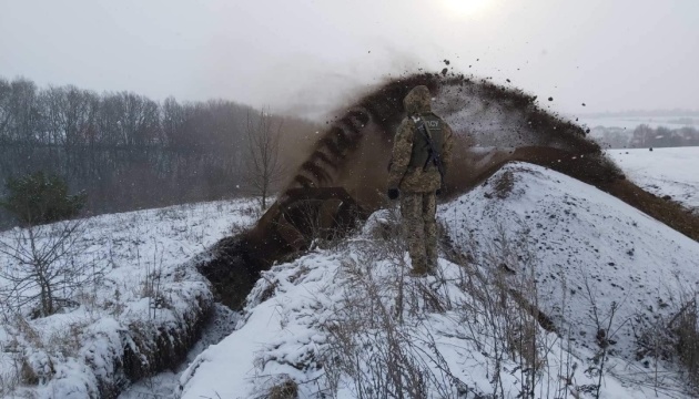 Як укріплюють український кордон на загрозливих напрямках