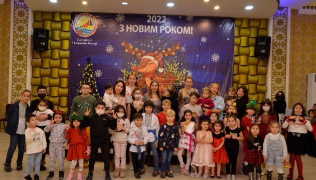 Українці відсвяткували День Святого Миколая у турецькому Самсуні  