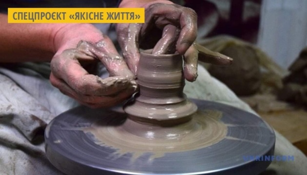 Музей на Житомирщині започаткував майстер-класи з гончарства