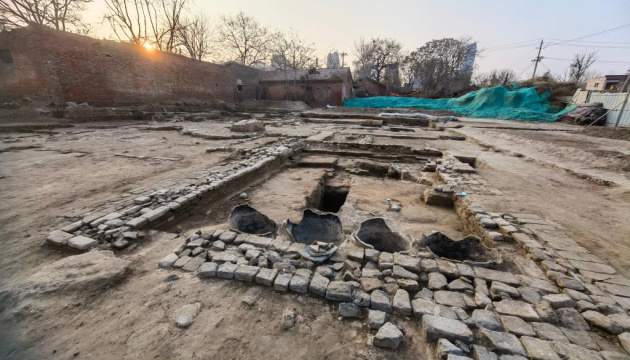 У Китаї виявили стародавню виноробню, якій понад 700 років