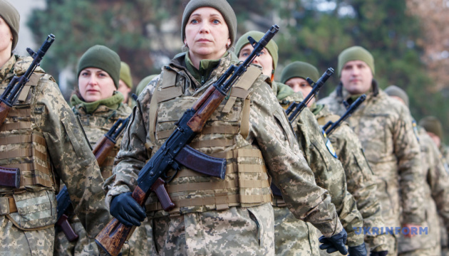 60.000 Frauen verteidigen die Ukraine - Maljar