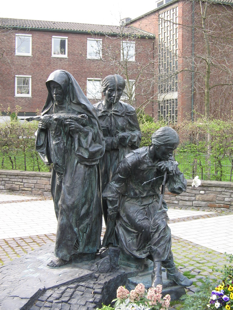 Памятник Эдит Штайн в Кельне