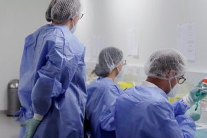 Минулого тижня кількість COVID-випадків збільшилась на 44% – нарада в ОП