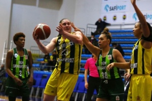 Баскетбол: українка Ягупова - найкраща у грі лідерів першості Туреччини