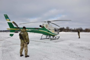 На Сумщину прибыл новый пограничный вертолет Airbus Н125