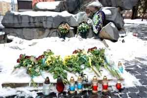 У Львові запалили лампадки в пам’ять про жертв Голокосту