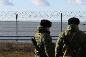 Российские пограничники задержали двух украинских рыбаков в Черном море