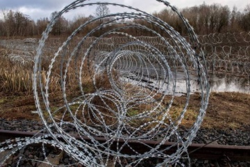 Польша строит «стену» на границе с Беларусью одновременно в четырех местах