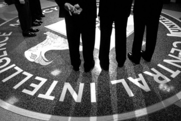 Medios de EE.UU.: El director de la CIA visita secretamente Ucrania