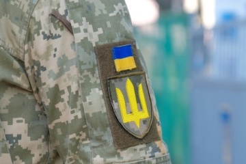 12.000 Ukrainer, vor allem Männer, kehrten binnen 24 Stunden in die Ukraine zurück