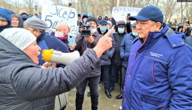 «Газові» протести: у Казахстані сталися зіткнення мітингарів із поліцією