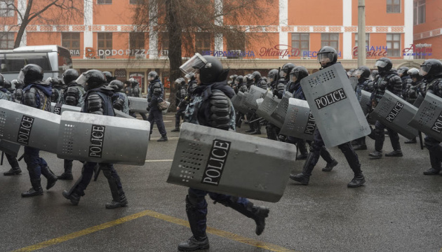 Протести в Казахстані: в Алмати затримали більш як 2,7 тисячі осіб
