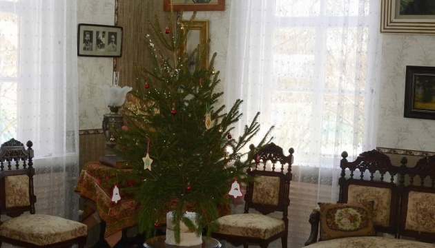 У черніговському музеї розповідають про Різдво в родині Коцюбинських