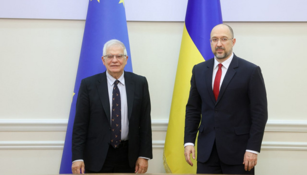 Shmyhal, Borrell agree to hold next meeting of EU-Ukraine Association Council in April