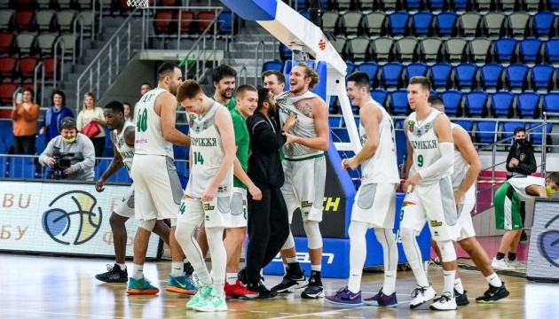 «Запоріжжя» пройшло до четвертьфіналу Кубку України з баскетболу
