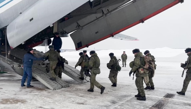 Российские СМИ сообщают о возвращении из Казахстана еще 10 самолетов ОДКБ