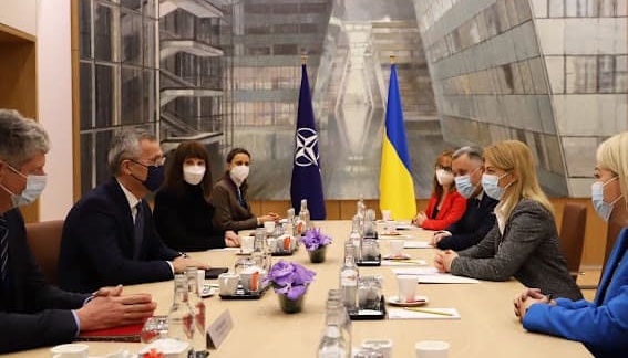Жовква обговорив з керівництвом НАТО підготовку до саміту в Мадриді
