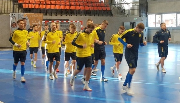 Збірна України з футзалу під Києвом готується до Євро-2022