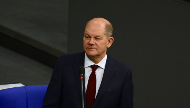 Шольц прийняв відставку міністра оборони ФРН