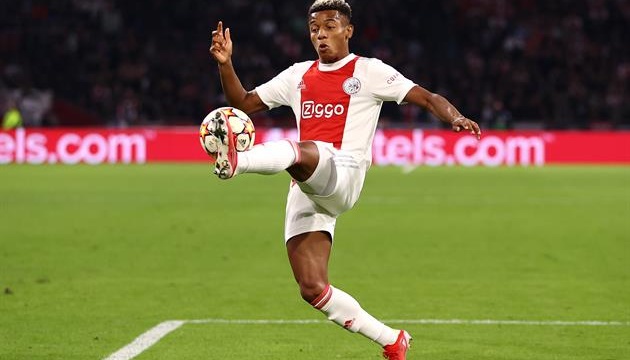 Ajax announces David Neres' transfer to Shakhtar