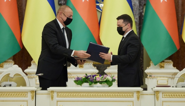 Die Ukraine und Aserbaidschan unterzeichnen bilaterale Dokumente