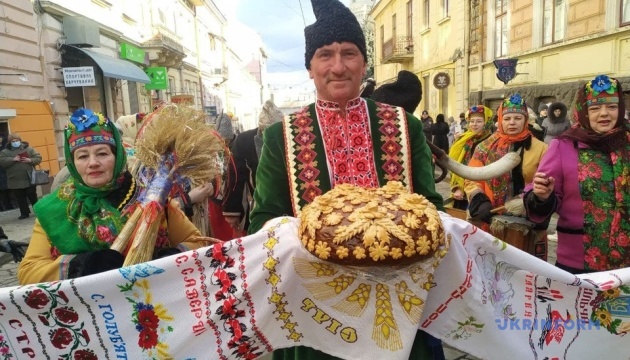 Традиционный «Маланка-фест» проходит в Черновцах