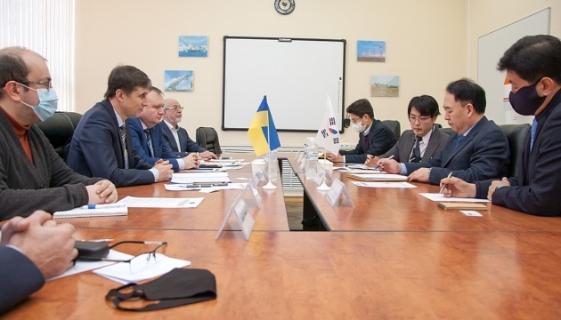 La República de Corea continuará la cooperación con la Agencia Espacial Estatal de Ucrania