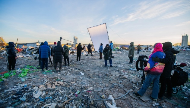 В Украине завершили съемки сатирического фильма о «мусорном короле»