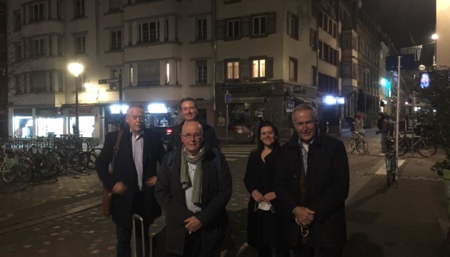 Родичі загиблих з рейсу МН17 прибули до Страсбурга на слухання в ЄСПЛ