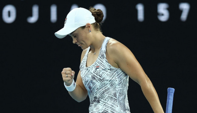 Стала известна первая пара полуфиналисток Australian Open-2022 