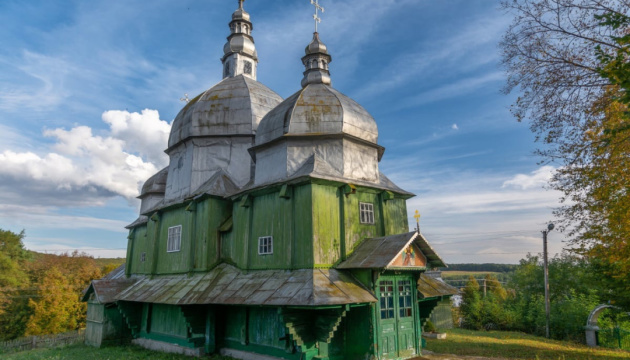 Фотография древнего деревянного храма будет презентовать Тернопольщину в Википедии