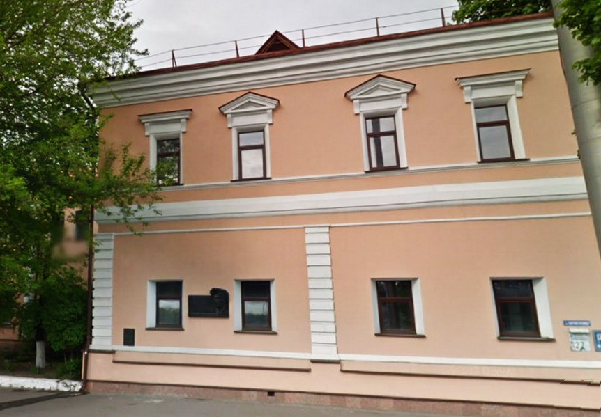 будинок на Набережно-Хрещатицькій вулиці, 27, у Києві, де у 1824-1830 рр. жив бурсак Семен Гулак-Артемовський