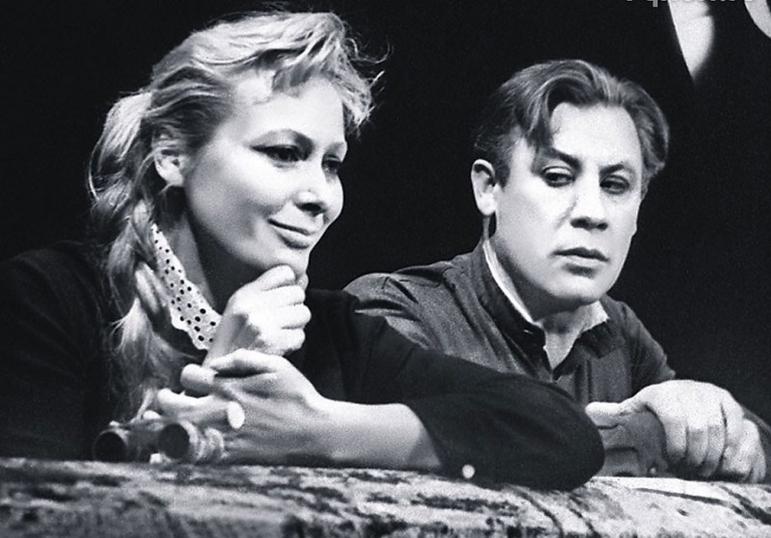 Наталія Юргенс та її чоловік Георгій Лєсніков у спектаклі 