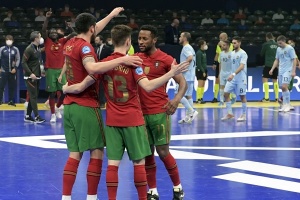 Португалия защитила титул, обыграв Россию в финале Евро-2022 по футзалу