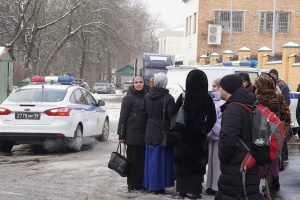 Адвокатів та рідних кримських політв'язнів не пускають до суду в Ростові
