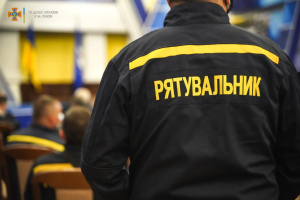 Із Києва на Херсонщину направили групу рятувальників і техніку