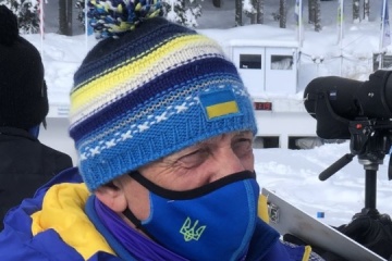 Стало известно, когда тренер биатлонистов Санитра должен выйти из самоизоляции