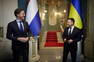 Volodymyr Zelensky et Mark Rutte ont discuté des mesures à prendre en cas d’agression russe contre l’Ukraine 