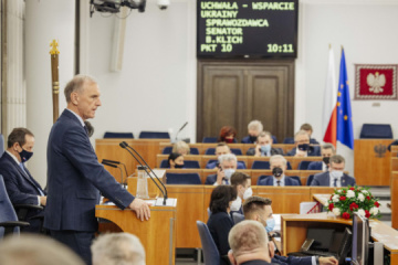 Polens Senat beschließt Resolution zur Unterstützung der Ukraine