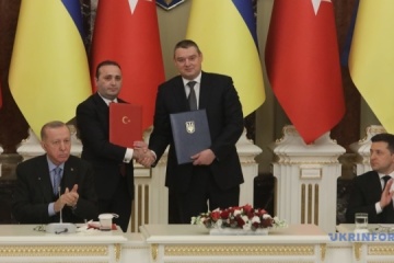 Ukraina i Turcja podpisały osiem dokumentów
