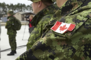 Canadá envía un avión con ayuda militar e instructores a Ucrania
