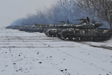 Massive exercises across Ukraine to work out defense against tank offensive