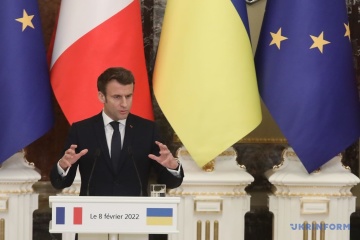 Umsetzung von Minsker Vereinbarungen ist einziger Weg zum Frieden – Macron